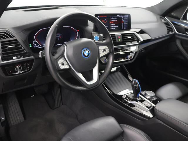 BMW X3 iX3 High Executive 80 kWh | SOH 95% | Adaptieve Cruise Control | Panoramadak | Apple Car Play/ Android Auto | Ele.verstelbare stoelen + Geheugen | Camera | Sportstoelen | Navigatie | Stoelverwarming |