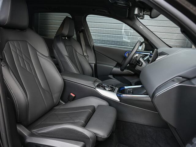 BMW X3 30e XDRIVE | M-SPORT | COMFORT ACCESS | ACTIVE CRUISE | LEDER | STOELVERWARMING | AMBIANCE INTERIEUR | STUURVERWARMING | MEMORY SEAT | EL.TREKHAAK