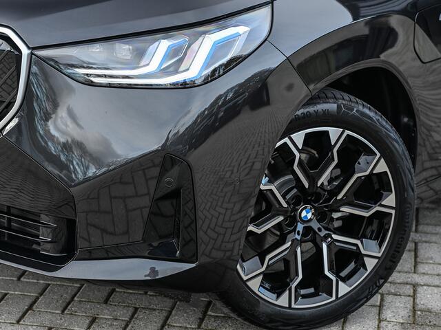 BMW X3 30e XDRIVE | M-SPORT | COMFORT ACCESS | ACTIVE CRUISE | LEDER | STOELVERWARMING | AMBIANCE INTERIEUR | STUURVERWARMING | MEMORY SEAT | EL.TREKHAAK