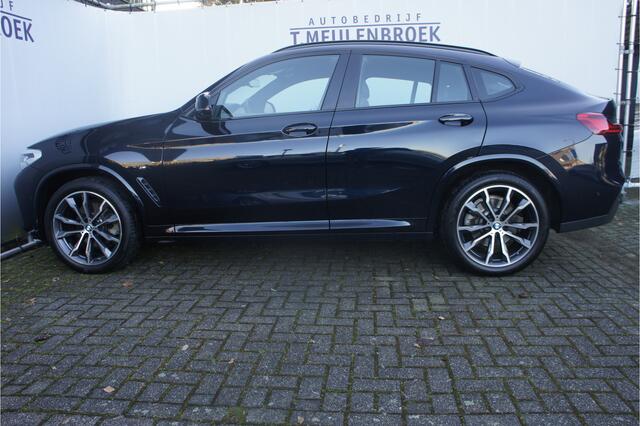 BMW X4 xDrive20d High Executive M sport, panoramadak, Head up