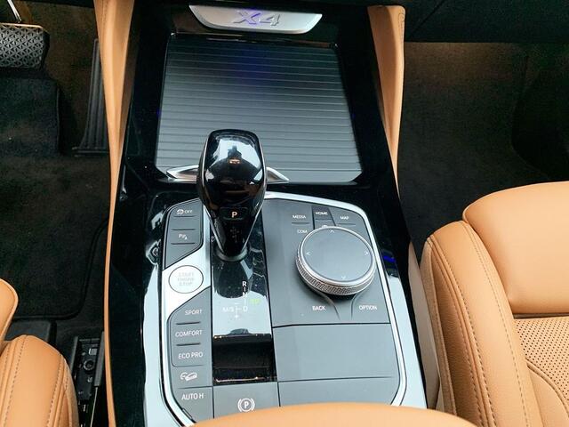 BMW X4 xDrive20d 190 PK Sportstoelen Trekhaak Navi LED Stoelverwarming Live Cockpit 19 Inch