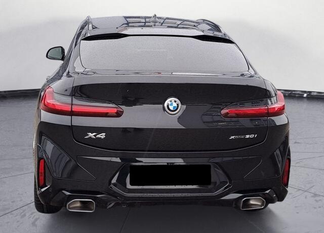 BMW X4 xDrive30i M Sport 245 PK ACC Head-Up 19 Inch Sportstoelen Stoelverwarming Stuurverwarming