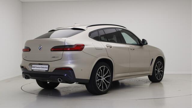 BMW X4 xDrive20i M-Sport | 19 inch | Camera | Trekhaak | Active Cruise Control