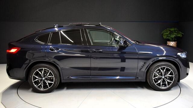 BMW X4 xDrive30i M-Sport 245 PK ACC Panoramadak Head-Up Live Cockpit Sportstoelen