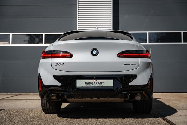 BMW X4 xDrive20i High Executive |Pano |M-Kuipstoelen |Carbon interieur |360° |Sfeer |Memory Seats