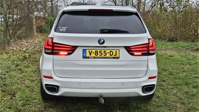 BMW X5 XDRIVE40D ALLE OPTIES GRIJS KENTEKEN High executive