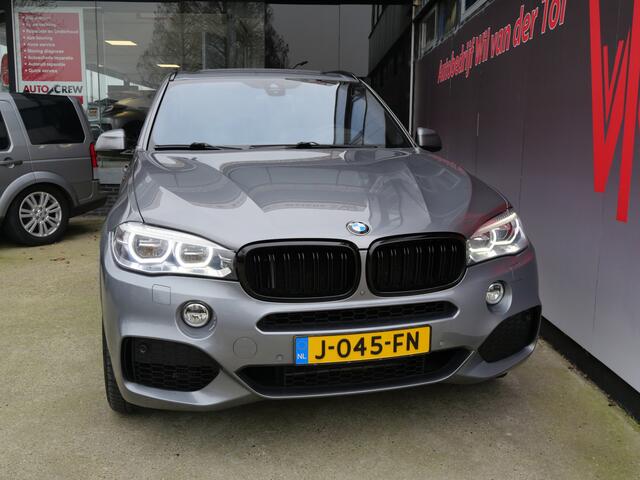 BMW X5 xDrive50i HIGH EXECUTIVE | M-SPORT | SOFTCLOSE | PANO | TREKHAAK | H/K | STANDKACHEL | UNIEK!!
