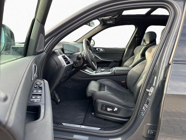 BMW X5 xDrive30d M-Sport ACC Panoramadak Head-Up 21 Inch Stoelkoeling Trekhaak