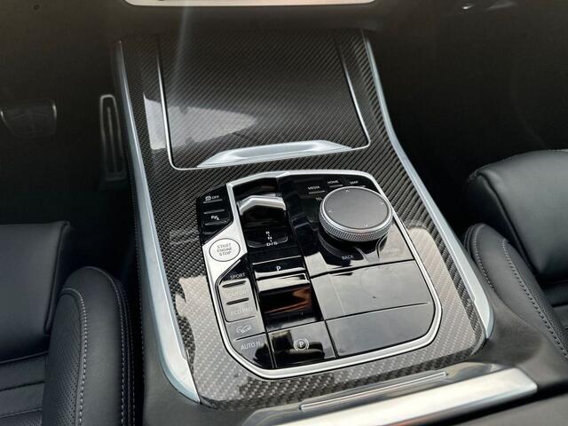 BMW X5 xDrive30d M-Sport ACC Panoramadak Head-Up 21 Inch Stoelkoeling Trekhaak