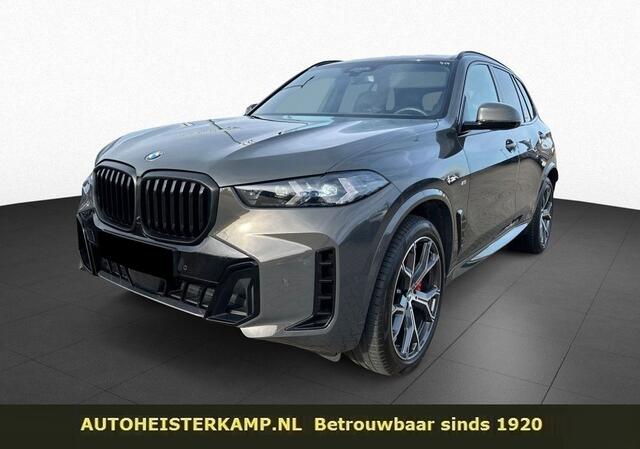 BMW X5 xDrive30d Grijs Kenteken ACC Panoramadak Head-Up 21 Inch Stoelkoeling Trekhaak