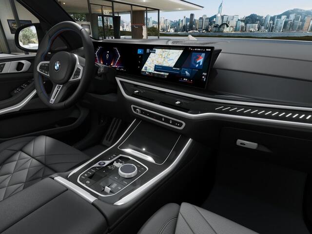 BMW X5 M60i xDrive M-Sport 530 PK V8 ACC Head-Up Panoramadak Stoelkoeling Massage Luchtvering Trekhaak