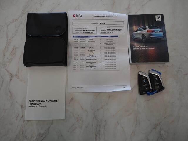 BMW X5 xDrive45e Full Black | Panoramadak | Luchtvering | Harman/Kardon | 360 | Keyless | Adaptive