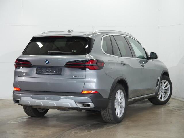 BMW X5 xDrive50e | Trekhaak | Harman Kardon | Softclose | Driving Assistant Professional | Gesture Controle | Luchtvering v+a | Geluidswerende ramen