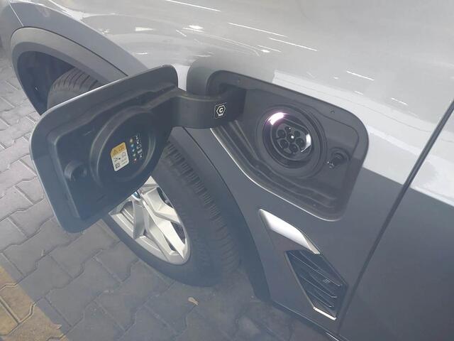 BMW X5 xDrive50e | Trekhaak | Harman Kardon | Softclose | Driving Assistant Professional | Gesture Controle | Luchtvering v+a | Geluidswerende ramen