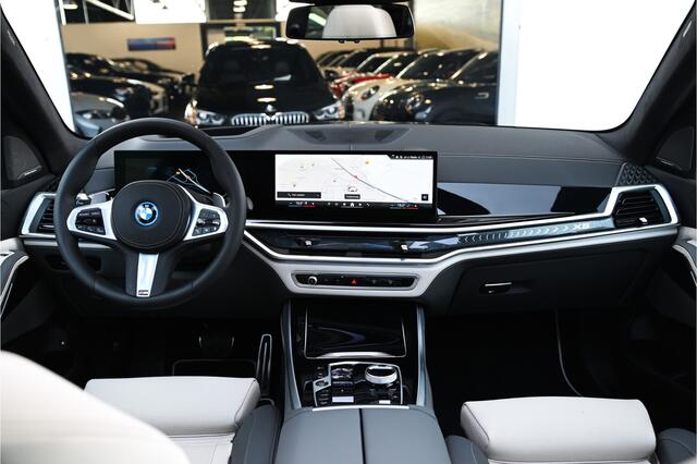 BMW X5 xDrive50e High Executive M Sport / Panoramadak / Trekhaak / Soft-Close-Automatic / Massagefunctie / Parking Assistant Professional / Comfort Access / Stoelventilatie / Adaptieve LED / Harman Kardon