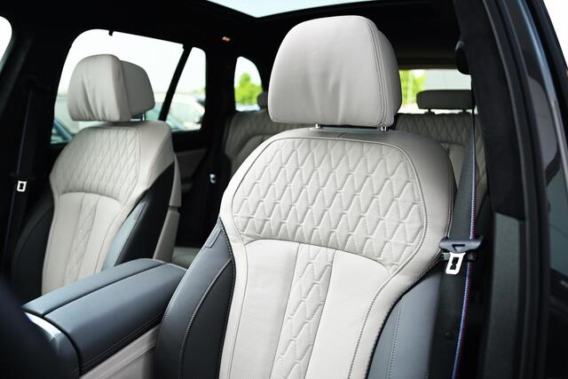 BMW X5 xDrive50e High Executive M Sport / Panoramadak / Trekhaak / Soft-Close-Automatic / Massagefunctie / Parking Assistant Professional / Comfort Access / Stoelventilatie / Adaptieve LED / Harman Kardon