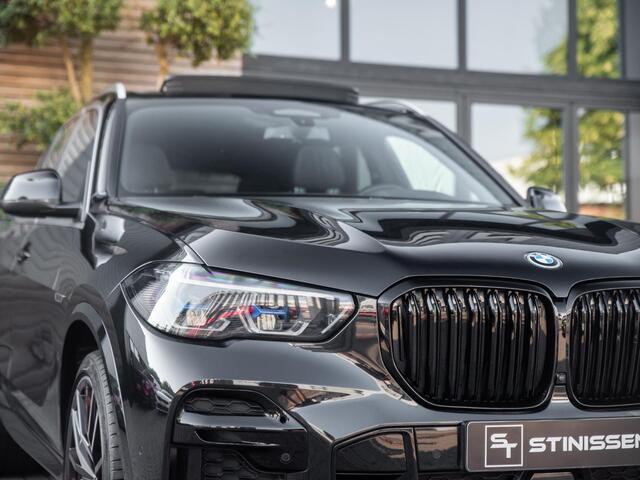 BMW X5 xDrive45e High Executive M-Pakket Pano Laser Trekhaak