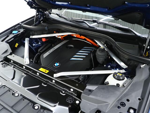 BMW X5 xDrive45e High Executive | Panoramadak | Luchtvering | Harman/Kardon | Adaptive Cruise | Carplay