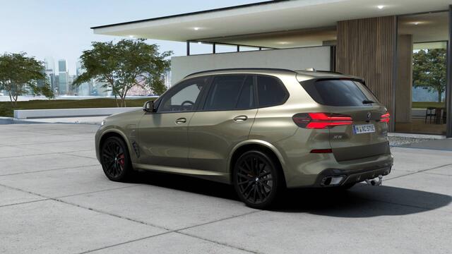 BMW X5 xDrive50e High Executive M Sport Automaat / Panoramadak Sky Lounge / Trekhaak / Bowers & Wilkins / Massagefunctie / Soft-Close / Parking Assistant Professional / Active Steering