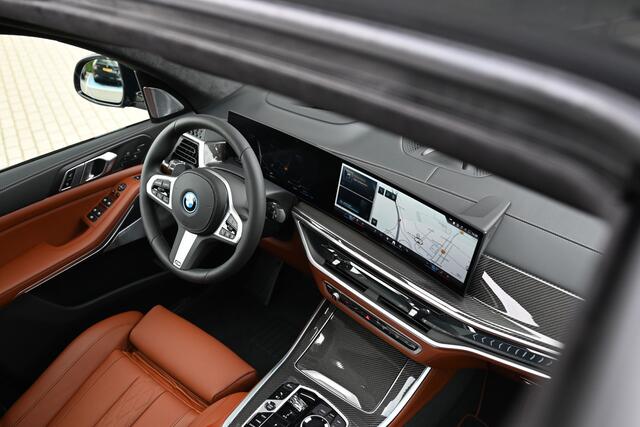 BMW X5 xDrive50e High Executive M Sport Automaat / Panoramadak Sky Lounge / Trekhaak / Massagefunctie / Bowers & Wilkins / Parking Assistant Professional / Soft-Close / Active Steering