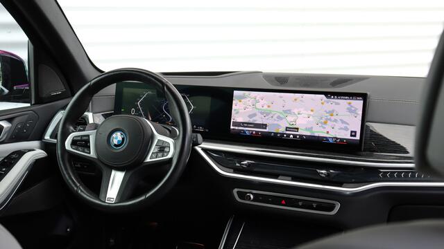 BMW X5 xDrive50e M-Sport Pro | Massage | Sky Lounge | Harman/Kardon | Stoelventilatie | Head-up | Trekhaak | Soft-Close