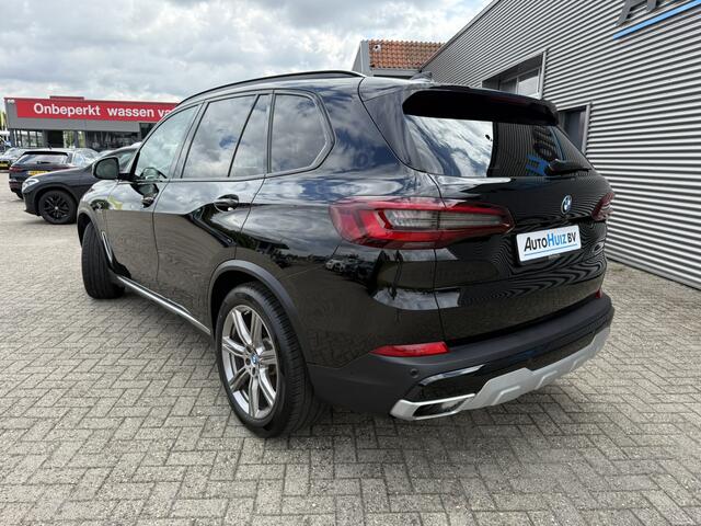 BMW X5 xDrive45e High Executive xLine Panoramadak Laser Licht Comfortzetels 20 Inch Carplay Stuurwielverwarming Keyless Entry Head-Up Display