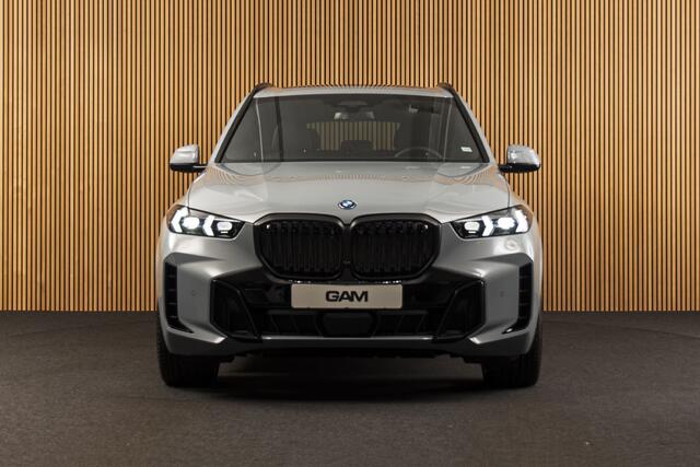BMW X5 xDrive50e M-SPORT PRO I MASSAGE I TOWB I 22" I CARBON I PANO