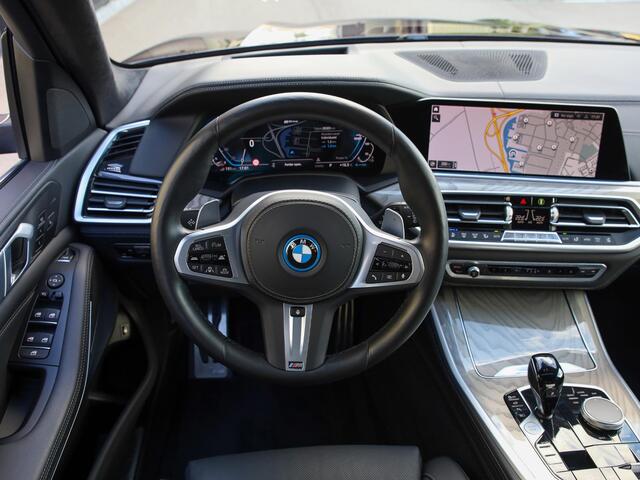 BMW X5 xDrive45e High Executive M-Sport | Driving Professional | Schuif-/Kantel Pano | Multifunctionele stoelen | Luchtvering | Alcantara hemelbkl. | 360 camera | 21"