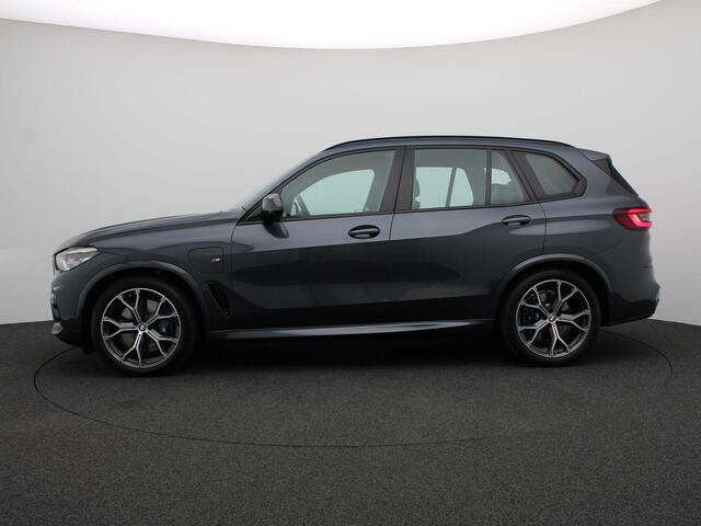 BMW X5 xDrive45e High Executive | M Sportpakket | Comfortstoelen | Trekhaak | Driving Assist. Prof. | HiFi | 21''