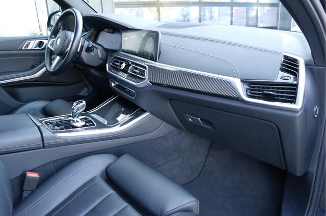 BMW X5 xDrive45e High Executive M- Pakket | 22" | Carbon | Laser | Head-Up | Drive Assist + | Sfeerverl. | Dealer onderhouden