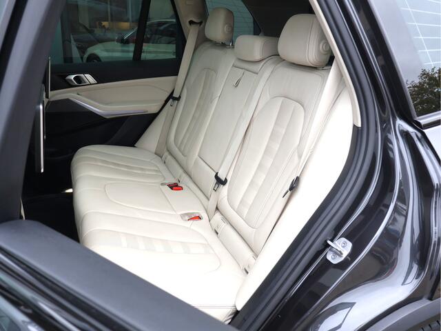 BMW X5 xDrive45e High Executive | Rear-seat Entertainment | Lucht | Pano | Leder |