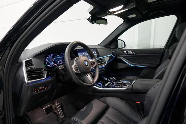 BMW X5 xDrive45e M-Stoelen | Panoramadak | CoPilot | Head Up | Harman Kardon