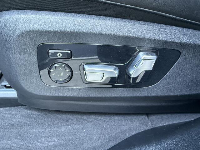 BMW X5 xDrive45e M-Sport Shadow Pano/Trekhaak/Comfort stoel