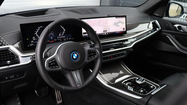 BMW X5 xDrive50e M-Sport Pro | Massage | Harman/Kardon | Panoramadak | Soft-Close | Head-up | Stoelventilatie | Trekhaak | Carbon