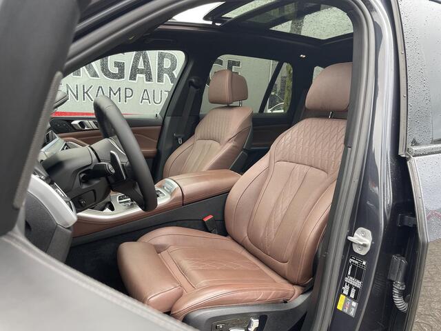 BMW X5 xDrive45e High Executive M Sport 21''/Softclose/Active Steering/Panoramadak Skylounge/Head up/Led Laser/Harman Kardon/Dodehoek/360 camera/Luchtvering/Leder + massage + memory