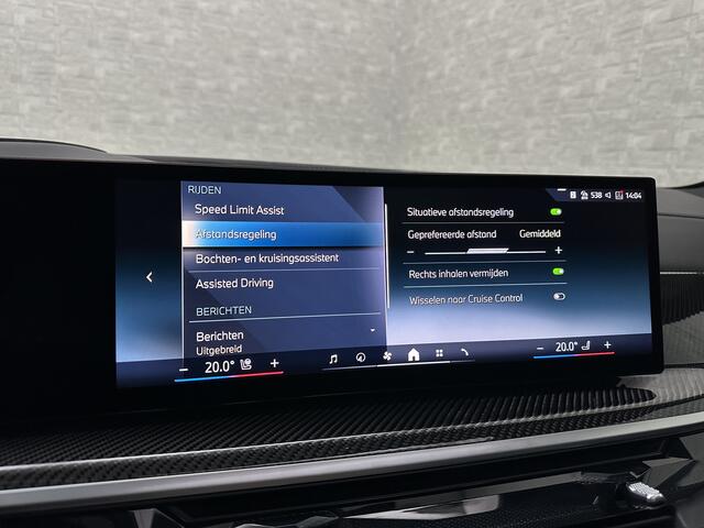 BMW X5 50e M-Performance Seats | *5x Op Voorraad* | Achterasbesturing | Carbon | Pano | M-Pro | 360 Cam. | ACC | Soft-Close | Ventilatie | Leder-Individual | Head-Up | 4-Zone Clima | 22 inch | 2x Memory | Trekhaak | Harman-Kardon | Beker-Clima | Stoelverwarming 