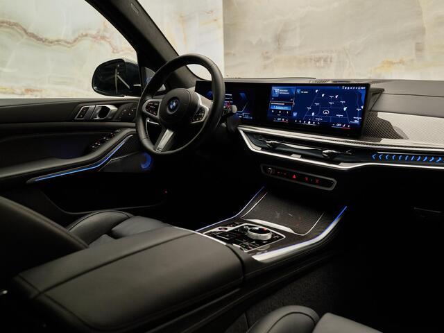 BMW X5 xDrive50e M Sport Pro, M stoelen, 4-wielbest., B&W, massage, CraftedClarity, pano, Merino, memory, 22", HUD, tr.haak, privacy