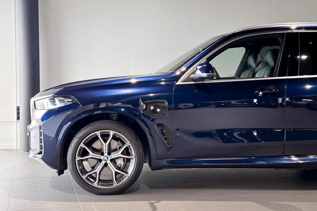 BMW X5 xDrive50e | M Sport | Sky Lounge | Bowers & Wilkins | Soft-close | Trekhaak |