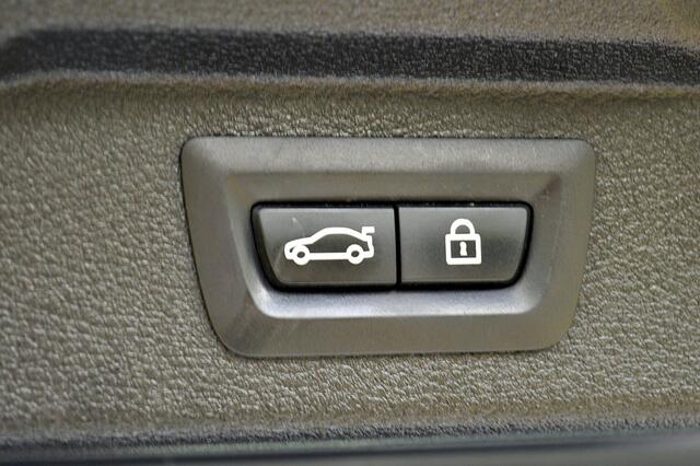 BMW X5 xDrive50i High Executive 7p. Rijklaarprijs-Garantie Panorama dak Leder Navigatie