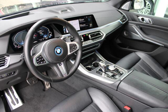 BMW X5 xDrive45e High Executive M Sport Automaat / Panoramadak / Laserlight / Bowers & Wilkins / Soft-Close / Head-Up / Parking Assistant Plus / Adaptief onderstel