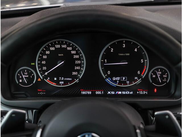 BMW X5 M50d 381PK | Van Grijs kenteken | Euro 6 | 3500kg trekken