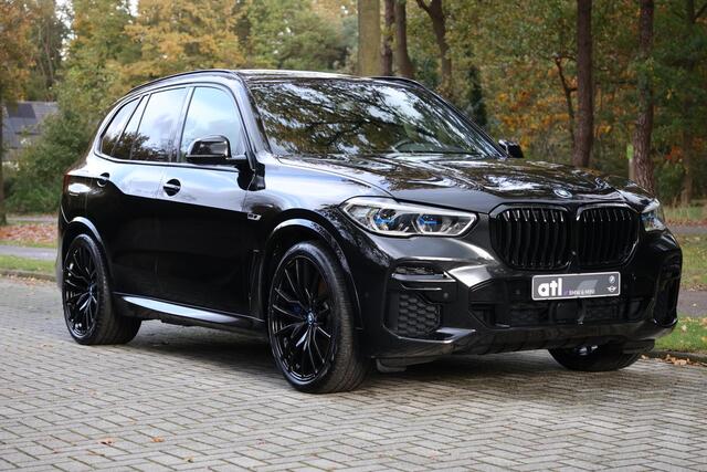 BMW X5 xDrive45e High Executive M-Sport | 22"| Pano | Harman kardon | HUD | Laser | 360 | Adap Cruise | Trekhaak | Keyless | Elktr st + memory | etc.