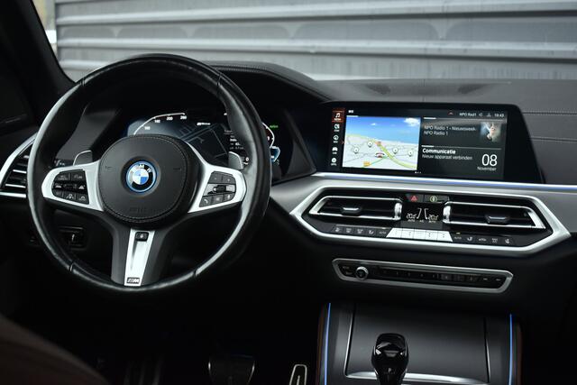 BMW X5 xDrive45e High Executive M Sport | Panoramadak | Laser | ACC | Trekhaak | 21'' Wielen | Luchtvering |