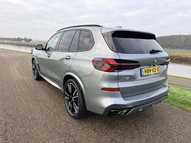 BMW X5 xDrive50e M-sport Pro Black Line X5 50e Msport Pro Volleder 22" LM Head-up Pano Trekhaak