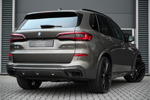 BMW X5 xDrive45e M-SPORT / PANO / INDIVIDUAL LEDER / MASSAGE / LASER / HUD / SOFTCLOSE / 4WIELSTURING / MANHATTEN GREEN