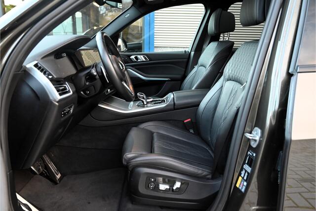 BMW X5 xDrive45e M-SPORT / PANO / INDIVIDUAL LEDER / MASSAGE / LASER / HUD / SOFTCLOSE / 4WIELSTURING / MANHATTEN GREEN