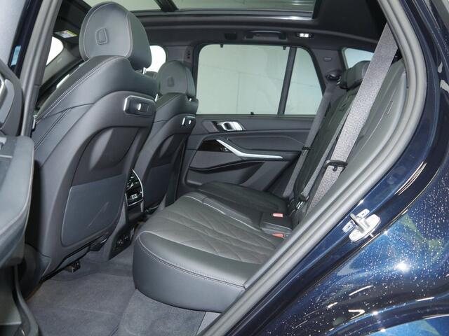 BMW X5 xDrive50e M-Sport | Panorama | Driving Assistant Professional | Trekhaak | Harman Kardon | Soft Close | Active Steering