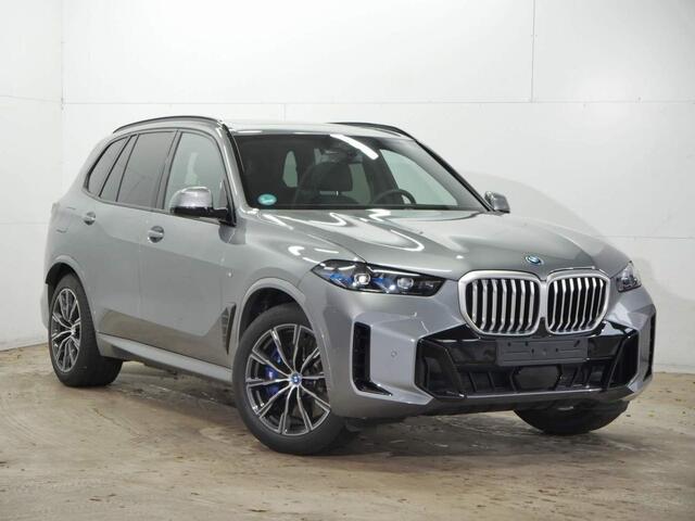 BMW X5 xDrive50e M-Sport | Panorama | Comfortzetels | Trekhaak | Driving Assistant Professional | Harman Kardon | SoftClose | Integral Active Steering
