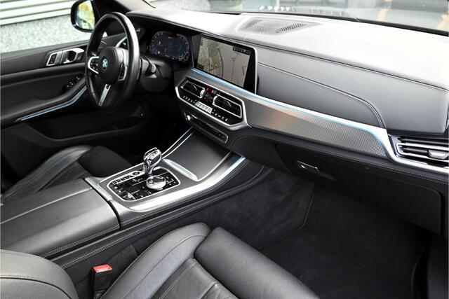 BMW X5 xDrive45e M-SPORT / SKYLOUNGE PANO / LASER / INDIVIDUAL LEDER / HUD / STOELKOELING / DRAVIT GRAU