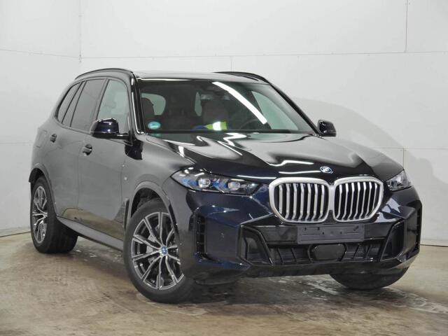 BMW X5 xDrive50e M-Sport | Panorama | Driving Assistant Professional | Harman Kardon | Trekhaak | Comfortzetels